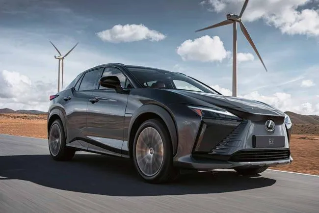 Lexus RZ 450e : le délirant prix du SUV électrique nippon