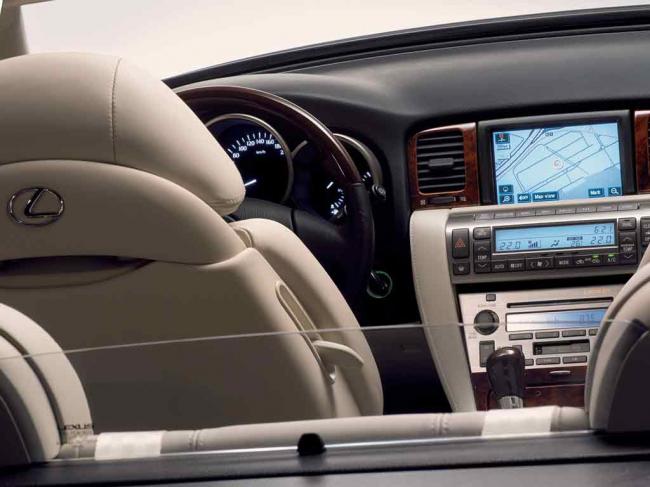 Interieur_Lexus-SC_4