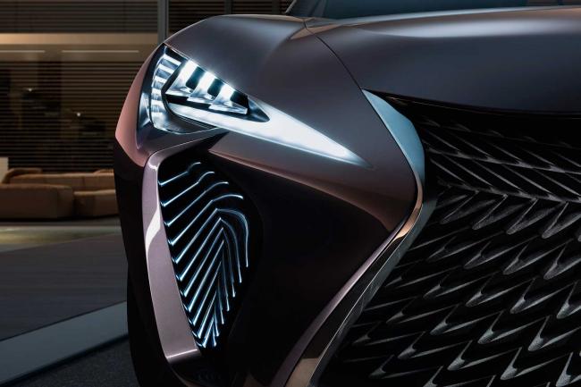 Exterieur_Lexus-UX-Concept_5