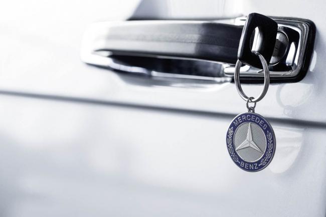 Exterieur_LifeStyle-Collection-Mercedes-2013_3