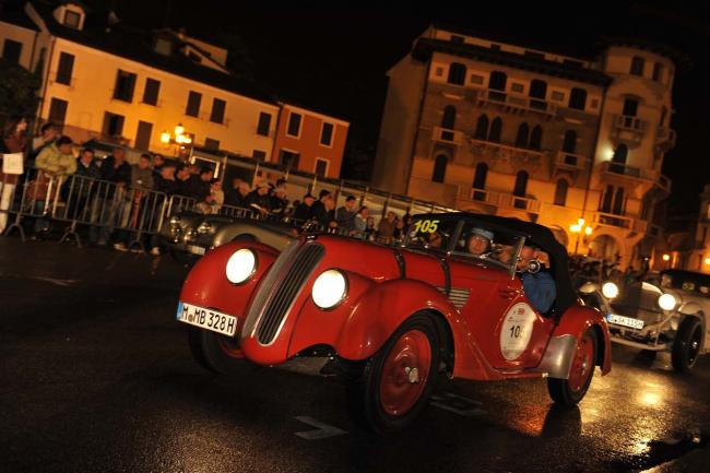 Exterieur_LifeStyle-Mille-Miglia-2013-BMW_2