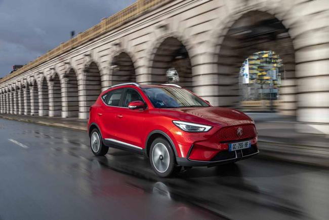 Exterieur_mg-zs-ev-luxury-autonomie-etendue-70kwh-essai_2