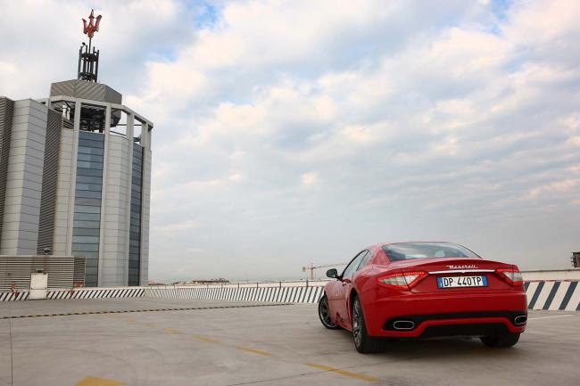 Exterieur_Maserati-GranTurismo-S-Automatic_4