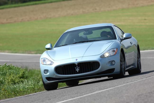 Exterieur_Maserati-GranTurismo-S-Automatic_2