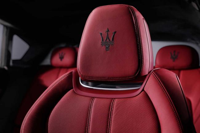 Interieur_Maserati-Levante-2016_24