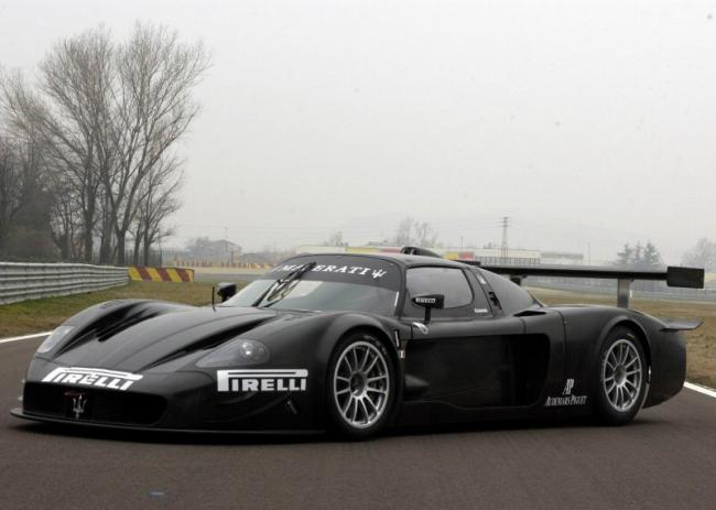 Exterieur_Maserati-MC-12_0