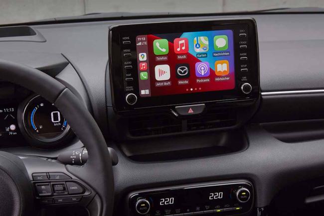 Interieur_mazda2-hybrid_0