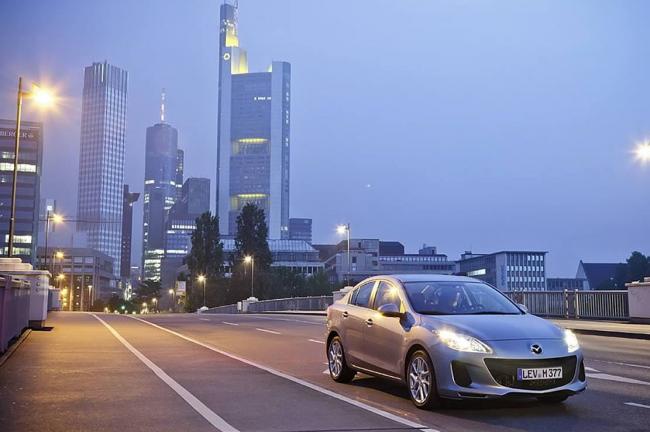 Exterieur_Mazda-3-2012_3