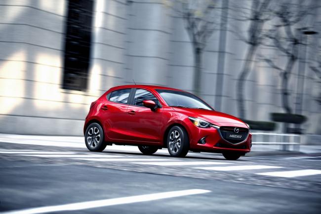 Exterieur_Mazda-Mazda2-2015_7