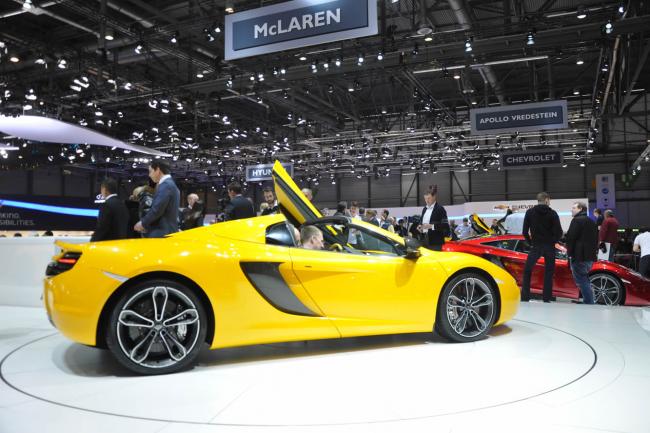 Exterieur_McLaren-12C-Spider-2013_4