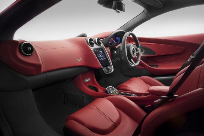 Interieur_McLaren-570GT_17