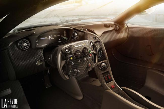 Interieur_McLaren-P1-GTR-Exclusive_10