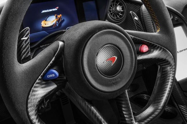 Interieur_McLaren-P1_20