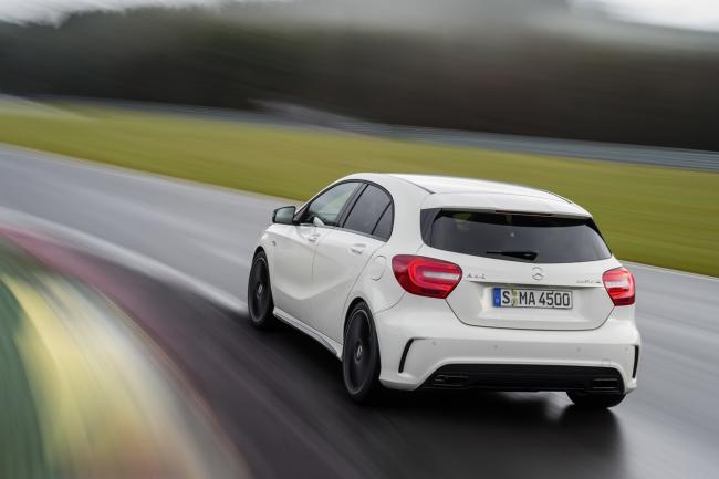 Exterieur_Mercedes-A-45-AMG_1