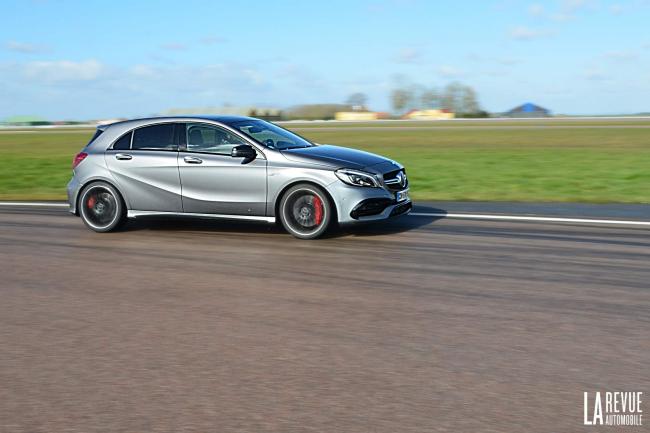 Exterieur_Mercedes-A-45AMG-4MATIC_11