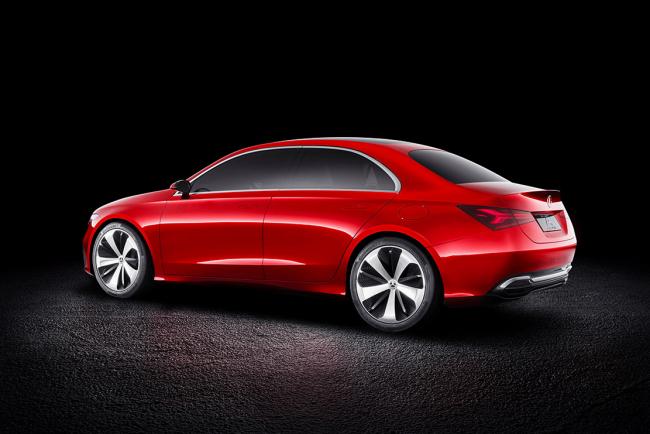 Exterieur_Mercedes-A-Sedan-Concept_4