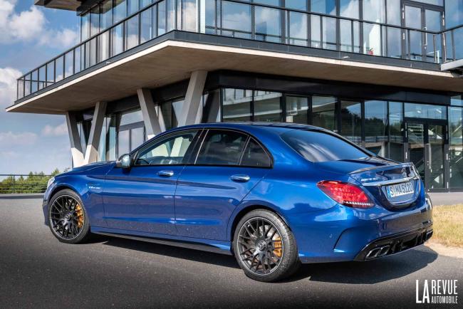 Exterieur_Mercedes-AMG-C-63-S-Berline_3