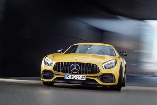 Exterieur_Mercedes-AMG-GT-2017_4