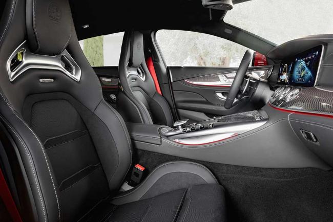 Interieur_mercedes-amg-gt-63-s-e-performance-une-hybride-surpuissante_1
