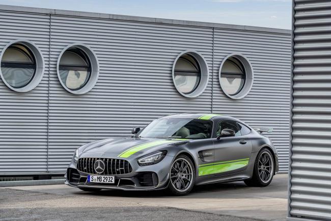 Exterieur_Mercedes-AMG-GT-R-Pro_12