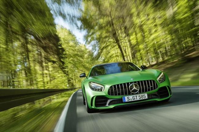 Exterieur_Mercedes-AMG-GT-R_25