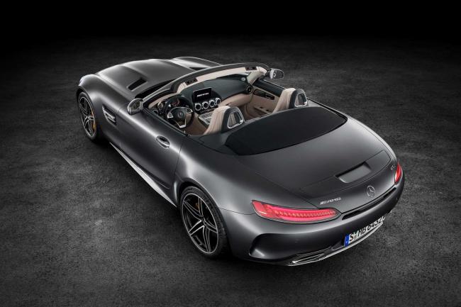 Exterieur_Mercedes-AMG-GT-Roadster_11