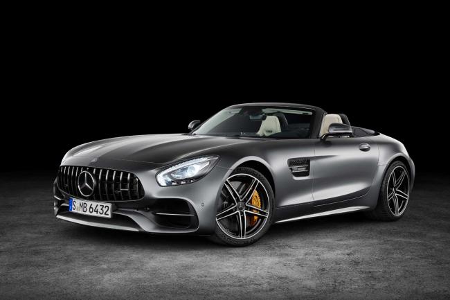 Exterieur_Mercedes-AMG-GT-Roadster_3