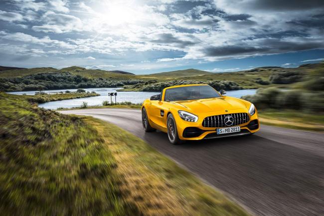 Exterieur_Mercedes-AMG-GT-S-Roadster_2