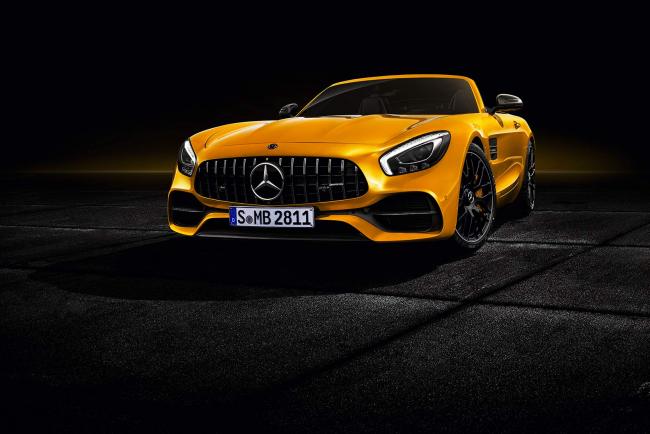 Exterieur_Mercedes-AMG-GT-S-Roadster_8