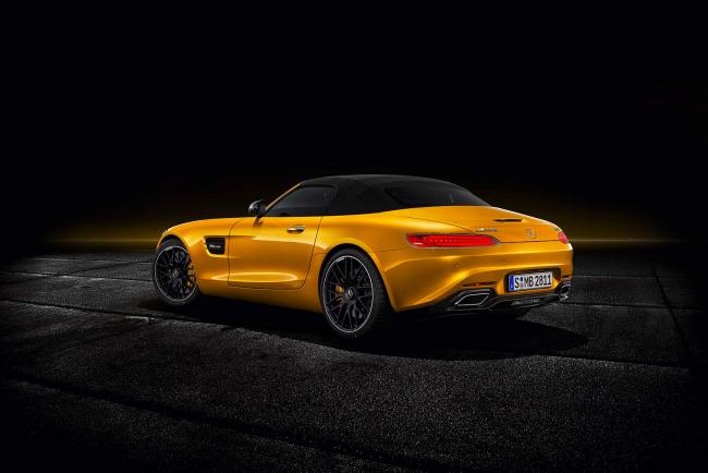 Exterieur_Mercedes-AMG-GT-S-Roadster_1