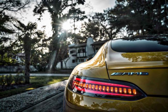 Exterieur_Mercedes-AMG-GT-S_2