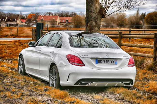 Exterieur_Mercedes-C-220-BlueTEC_1