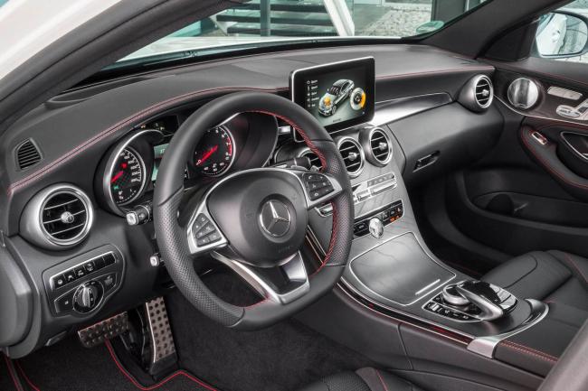 Interieur_Mercedes-C450-AMG-2015_26