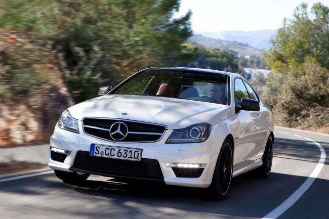 Exterieur_Mercedes-C63-AMG-Coupe_17