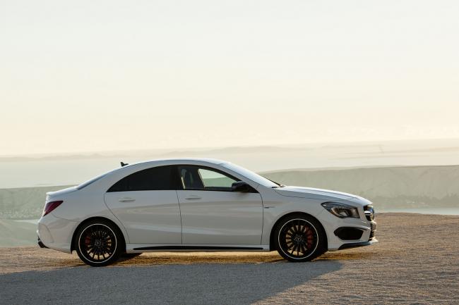 Exterieur_Mercedes-CLA-45-AMG_8