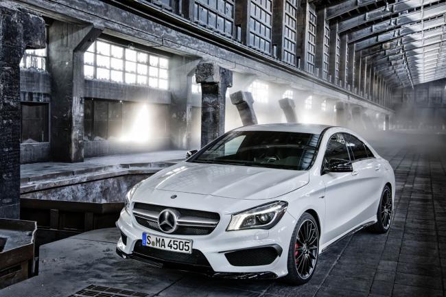 Exterieur_Mercedes-CLA-45-AMG_22