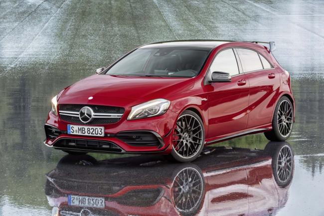 Exterieur_Mercedes-Classe-A45-AMG-2016_1