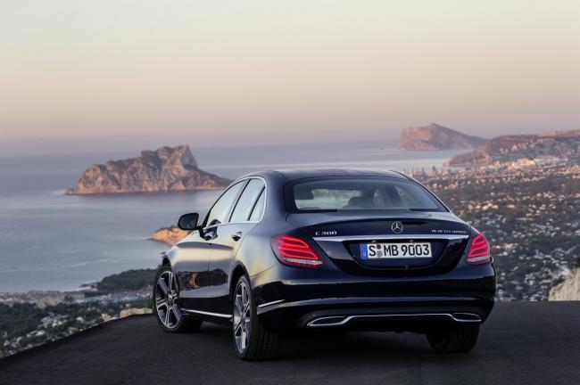 Exterieur_Mercedes-Classe-C-2014_4