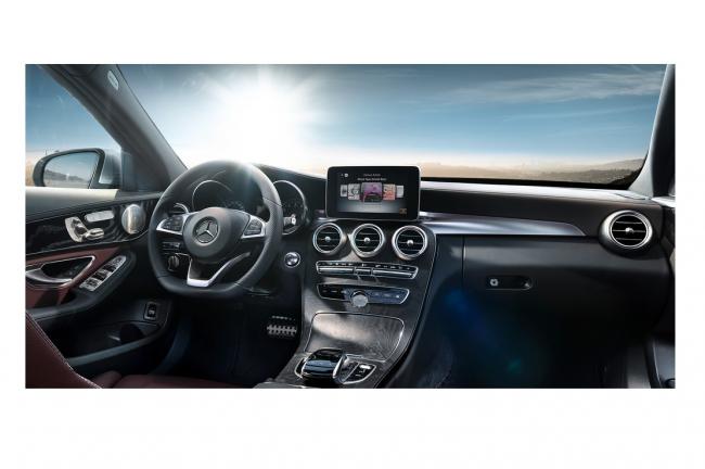 Interieur_Mercedes-Classe-C-2014_18