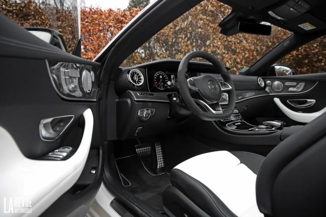 Interieur_Mercedes-Classe-E-400-Coupe-2017_57