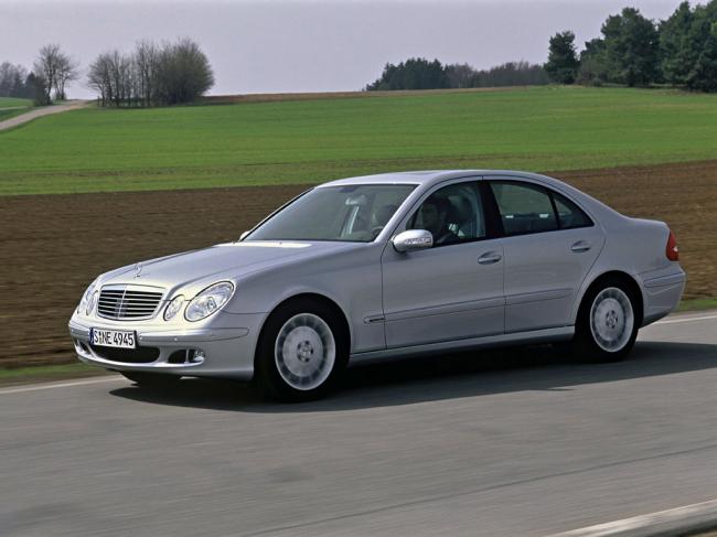 Exterieur_Mercedes-E_5