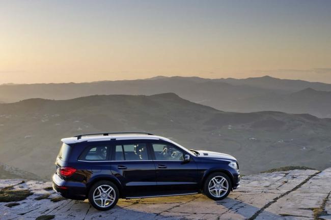 Exterieur_Mercedes-GL-2013_5