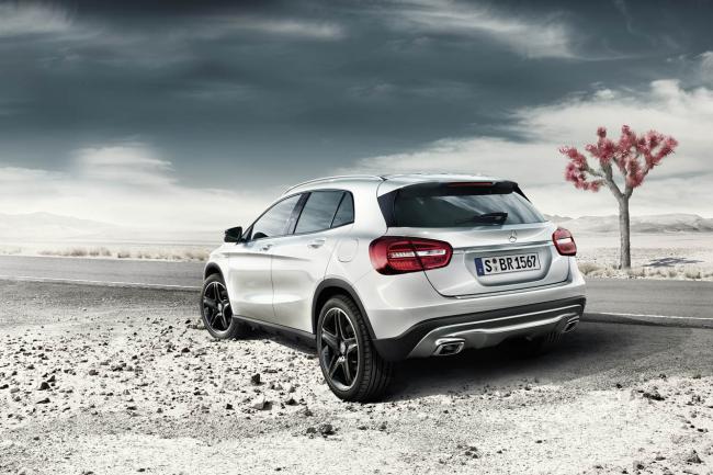 Exterieur_Mercedes-GLA-Edition-1_3