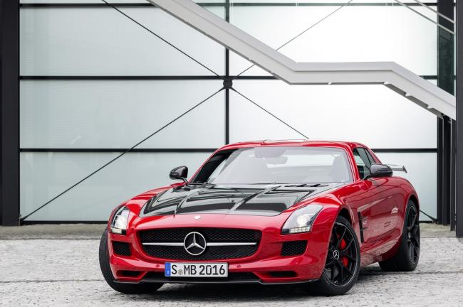 Exterieur_Mercedes-SLS-AMG-GT-Final-Edition_4