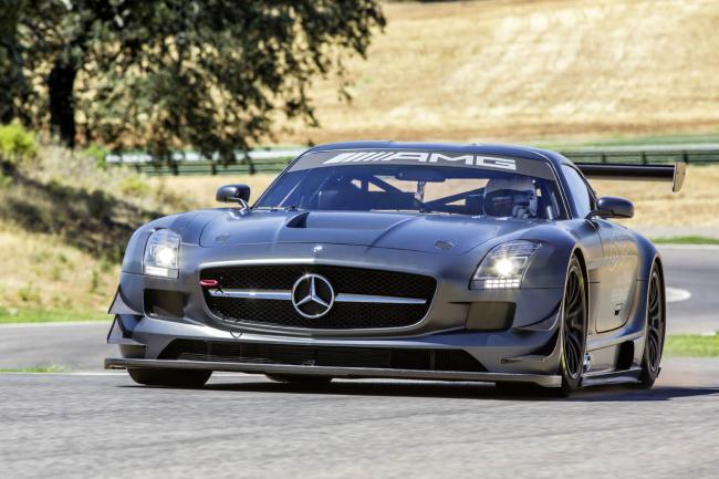 Exterieur_Mercedes-SLS-AMG-GT3-45th-ANNIVERSARY_2