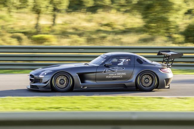 Exterieur_Mercedes-SLS-AMG-GT3-45th-ANNIVERSARY_6