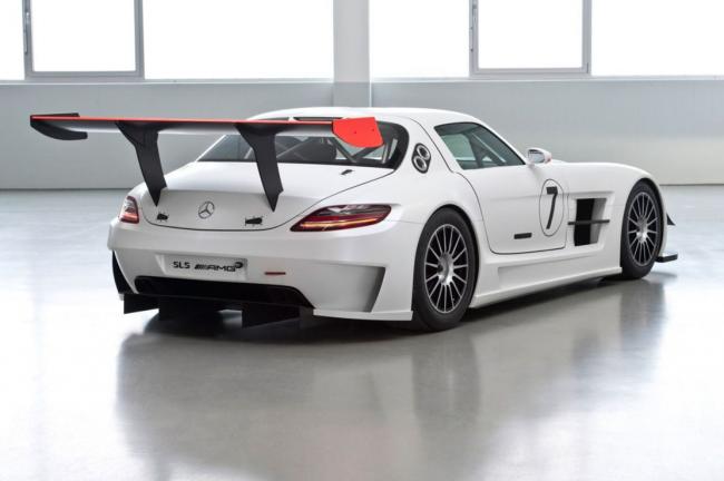 Exterieur_Mercedes-SLS-AMG-GT3_2