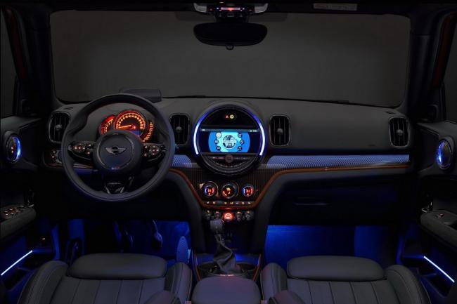 Interieur_Mini-Countryman-II-2016_17