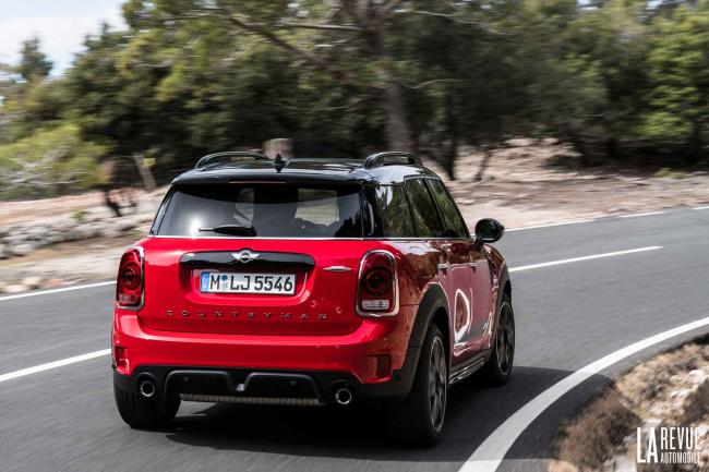 Exterieur_Mini-Countryman-John-Cooper-Works_16