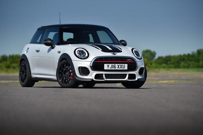 Exterieur_Mini-JCW-Challenge_15